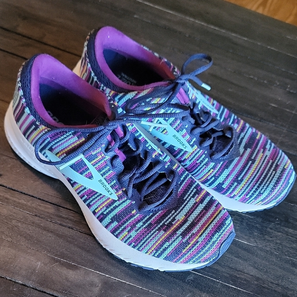 Brooks Women's Launch 6 Sneakers